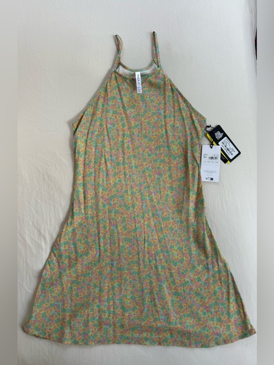 RVCA Dresses & Skirts - NWT RVCA Dress. Size XS. PTP 16” with stretch